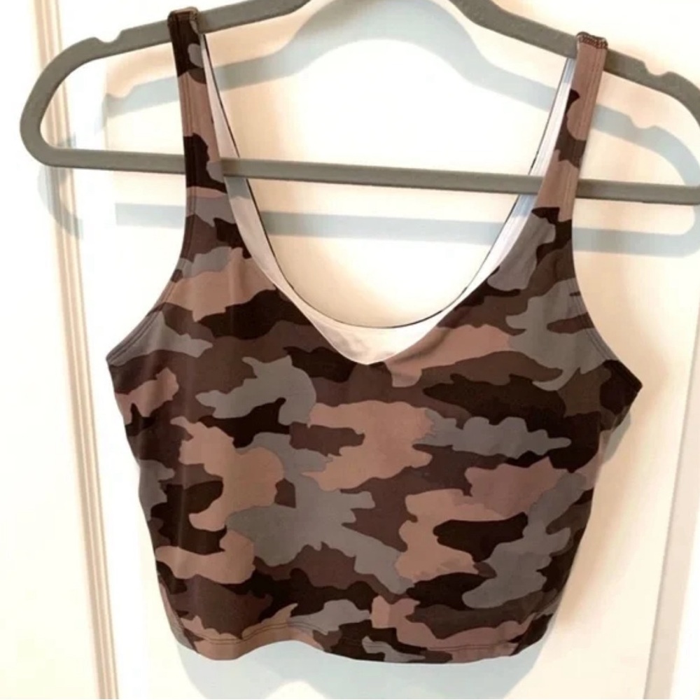 Size 0 Brand new lulu align tank! (ripped of tags)